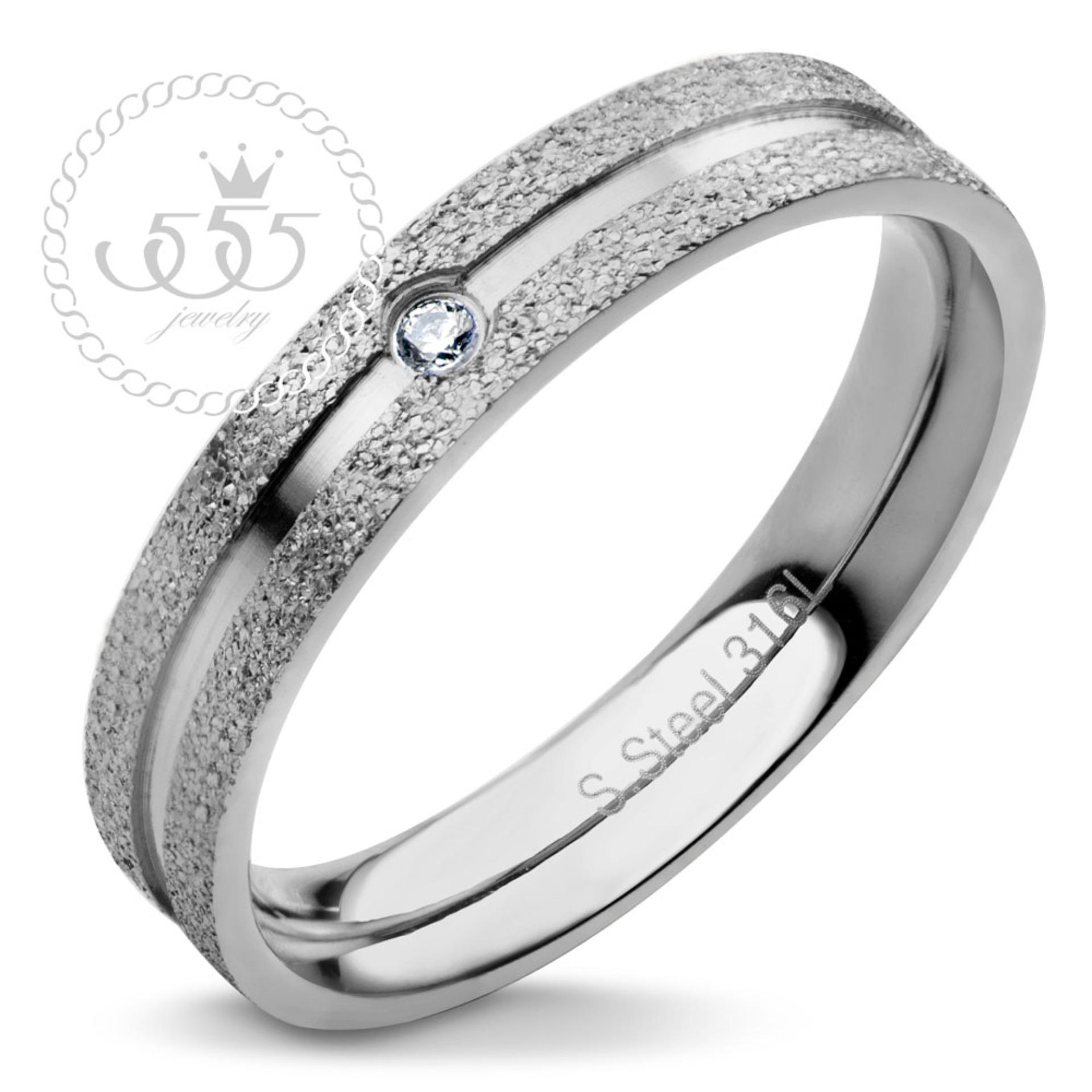 555jewelry แหวน สแตนเลสสตีล - ผิวทรายระยิบรอบวงประดับCZ MNC-R661 (R74) แหวนคู่รัก แหวนคู่ แหวนผู้ชายเท่ๆ แหวนแฟชั่นชาย แหวนผู้ชาย แหวนของผู้ชาย