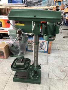 สว่านแท่นเจาะแบบไฟฟ้า 5/8 นิ้ว 16 มม Drill Press Machine ยี่ห้อ OKURA รุ่น YD-16P