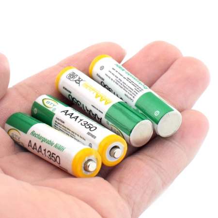 BTY ถ่านชาร์จ AAA 1350mAh NIMH Rechargeable Battery 4 ก้อน