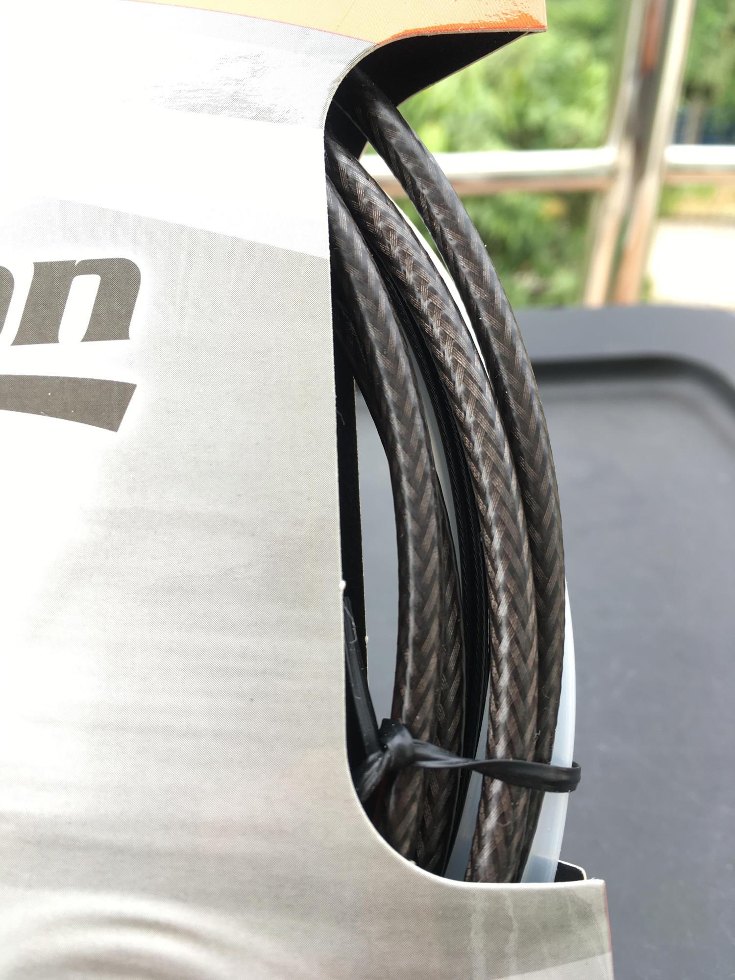 รีวิว ชุดเกียร์ Ashima Reaction Carbon Derailleur Cable Kit Road/MTB