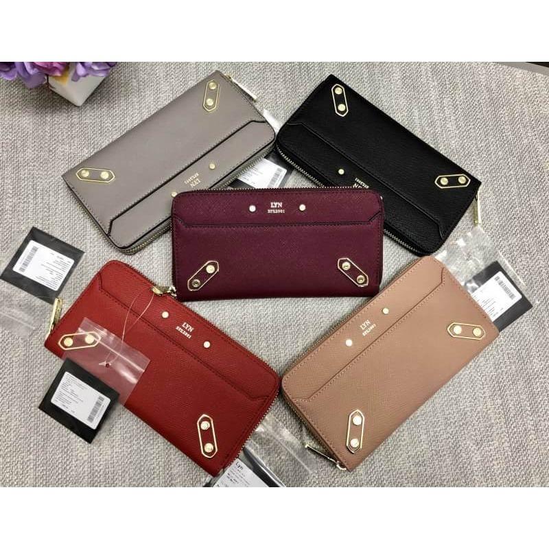 New arrival. LYN LONG WALLET BAG
