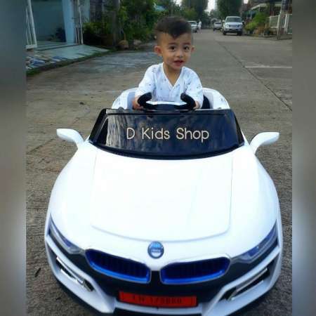 รถแบตเตอรี่เด็กนั่ง รถเด็ก ทรง BMW i8 Model รถไฟฟ้าเด็กคันใหญ่