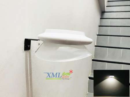 โคมไฟติดผนัง โซล่าเซลล์ กิ่ง 9 SMD LED สีขาว (เเสง : ขาว)
