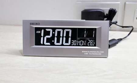 นาฬิกาปลุกและตั้งโต๊ะทำงาน SEIKO รุ่น QHL081S