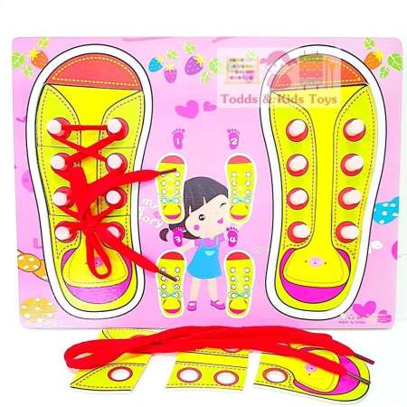 Todds  Kids Toys ของเล่นเสริมพัฒนาการ ของเล่นไม้ชุด ร้อยเชือกรองเท้า (ชมพู)