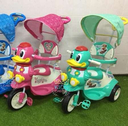 Kids Castle รถจักรยานสามล้อเด็กหน้าเป็ดมีด้ามเข็นร่มบังแดดถอดได้มีเสียงดนตรีสีชมพู