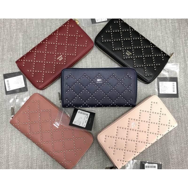 New arrival. LYN ALESSIA LONG WALLET BAG