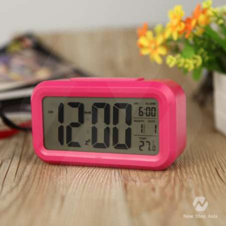 Hakone นาฬิกาปลุกตั้งโต๊ะ นาฬิกาดิจิตอล แสดงวันที่ เดือน อุณหภูมิ แสง Black Light ดูเวลาตอนกลางคืนได้ นาฬิกาปลุกเรื่องแสง นาฬิกาปลุก Alarm Clock new step asia