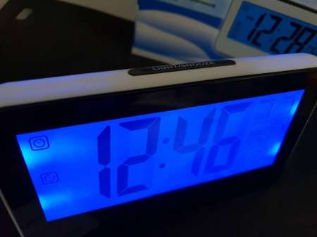 นาฬิกาดิจิตอลLED DIGITAL CLOCK ตั้งโต๊ะ เปิดไฟหน้าจอด้วยเสียงได้ No.3618  ตั้งปลุกด้วยเสียงดนตรี  บอก วัน /เดือน /สัปดาห์ + เวลา /นาที  + อุณหภูมิ  มีปุ่มกด Snooze/ไฟหน้าจอ จับเวลาถอยหลัง (Timer)