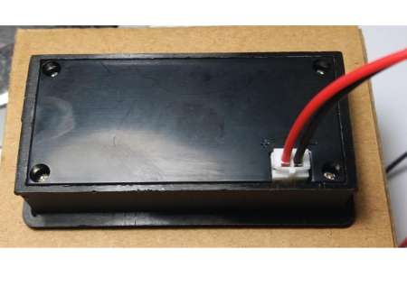 Battery capacity / voltage meter