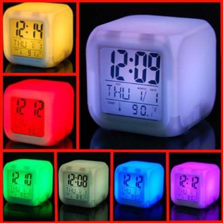 นาฬิกา LED ทรงลูกเต๋า เรืองแสง 7 สี Color Change Digital Alarm Clock ( White )