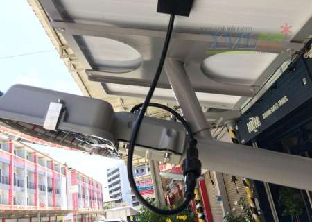โคมไฟถนน โซล่าเซลล์ 20 Watt Monocrystalline ( แสง:ขาว) โคมไฟถนน โซล่าเซลล์ 20 Watt Monocrystalline ( แสง:ขาว)