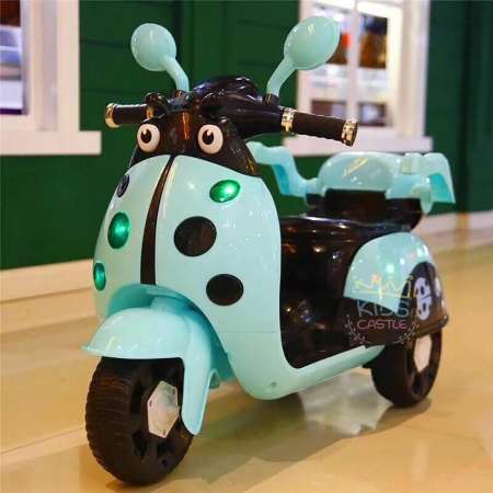 Kids castle รถมอเตอร์ไซด์แบตเตอรี่เด็กนั่งรถไฟฟ้าเด็กลายพี่เต่าทองทรงเวสป้าสุดคลาสสิค