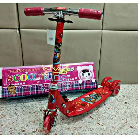 Kids castle สกู๊ตเตอร์ 3 ล้อ สำหรับเด็ก พับเก็บได้ ปรับความสูงได้ 3 ระดับมีไฟที่ล้อ Scooter 91J