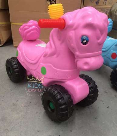 Kids castle รถขาไถน้องม้าหวานๆ ม้าการ์ตูนขาไถพร้อมแตรลม พลาสติกสวยตัวใหญ่