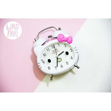 นาฬิกาปลุกกระดิ่งคิตตี้ Hello Kitty  ขาว/ชมพู (ขนาดใหญ่)