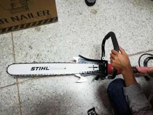เลื่อยโซ่ไฟฟ้า MAKTEC mt904(แท้100%) พร้อมบาร์22นิ้ว+โซ่ ทั้งชุดเสียบปลั๊กพร้อมใช้งาน