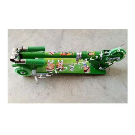 Rctoystory สกู๊ตเตอร์ แบบ 3 ล้อ เล็ก ลายการ์ตูน ล้อไฟ มีโช๊ค (สีเขียว)