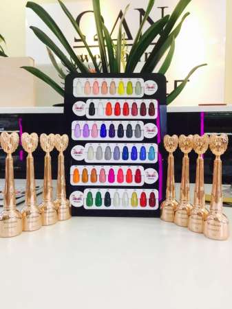 เซ็ตยาทาเล็บเจล สีเจล Set Weidanni 15ml. สีสวย 48สี ขวดหรูหรา (ยกเซ็ต) + รองพื้นเจล + เคลือบเจล แถมชาร์ตสีแบบตั้งโต๊ะ