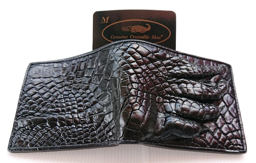 MCROC กระเป๋าสตางค์หนังจระเข้แท้ ส่วนมือจระเข้ (สีดำ)