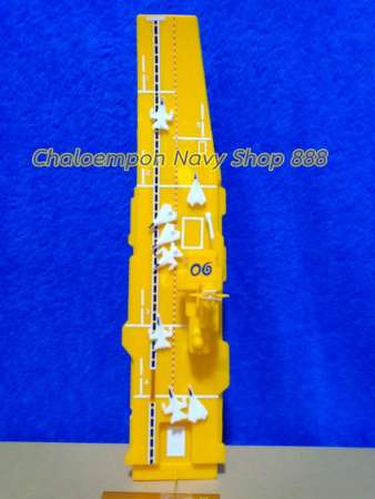 โมเดล เรือหลวงจักรีนฤเบศร CVH 911 ลำสีเหลือง 