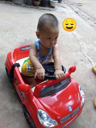 Np Toys รถแบตเตอรี่เด็ก รถเด็กนั่ง บังคับวิทยุด้วยรีโมทและขับธรรมดา มินิบีเอ็ม No.7888