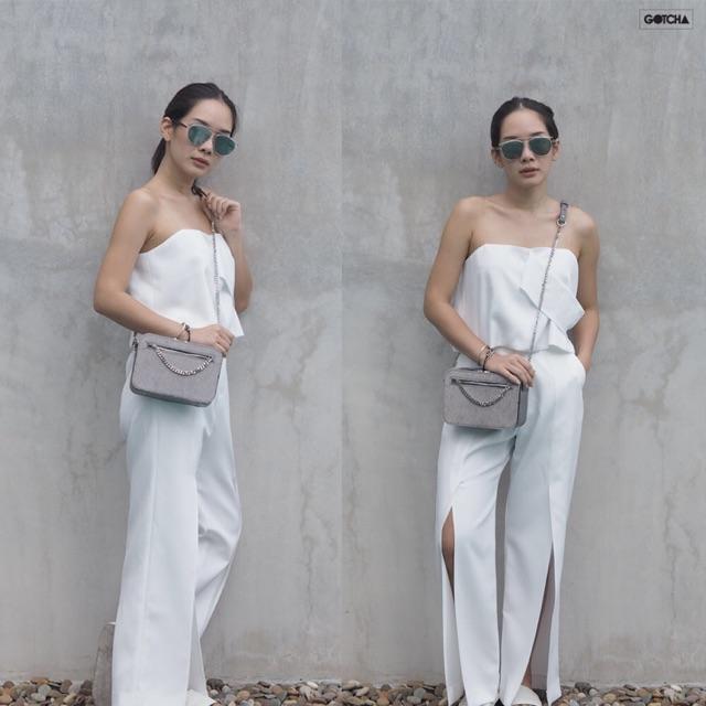 Gotcha Moon Two-Sided Grey Crossbody (เทา) กระเป๋าสะพาย