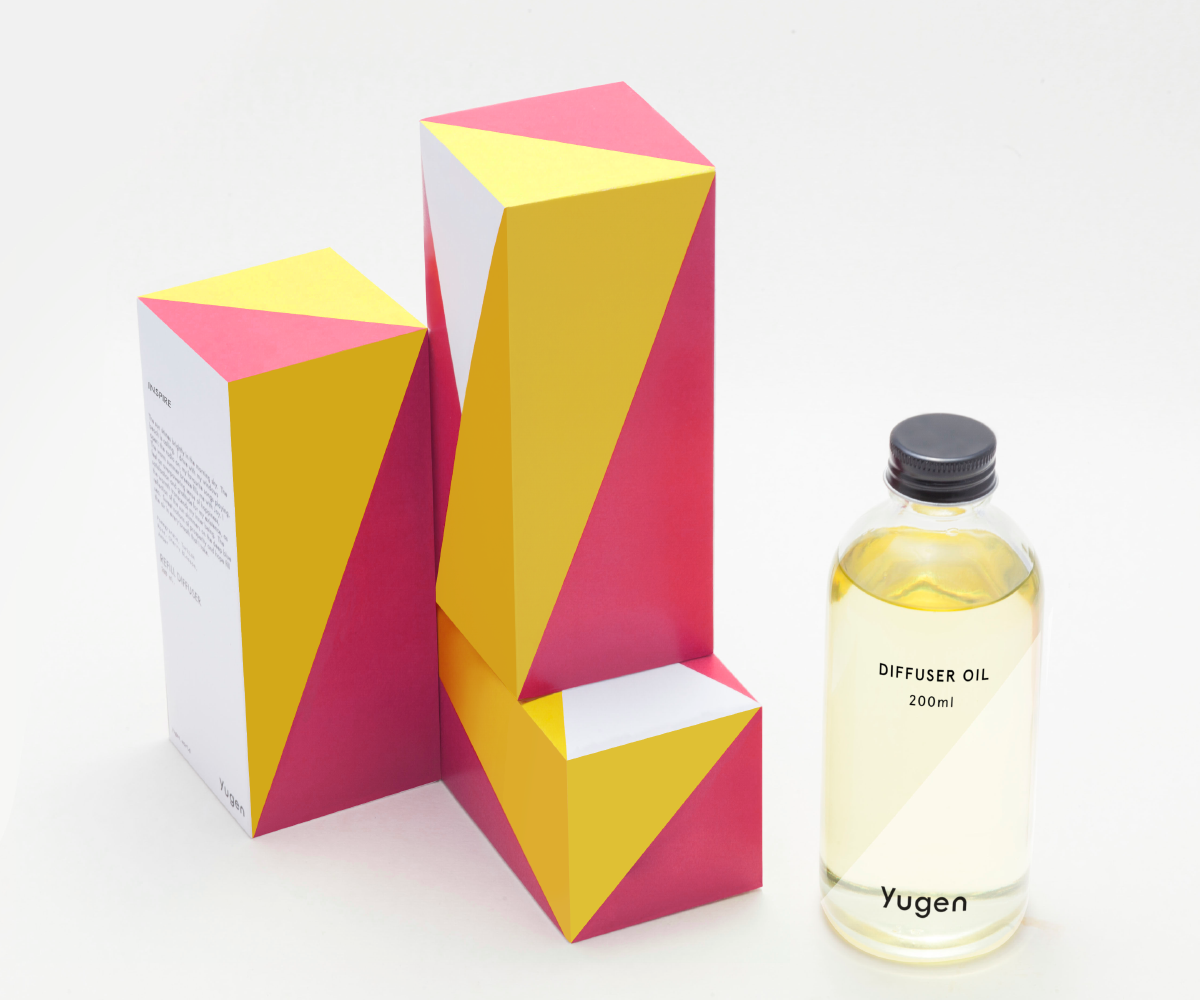 Yugen ผลิตภัณฑ์กระจายกลิ่นหอมแบบรีฟิล กลิ่น อินสไปร์ (Yugen - Diffuser oil 200 ml / Scent : INSPIRE)