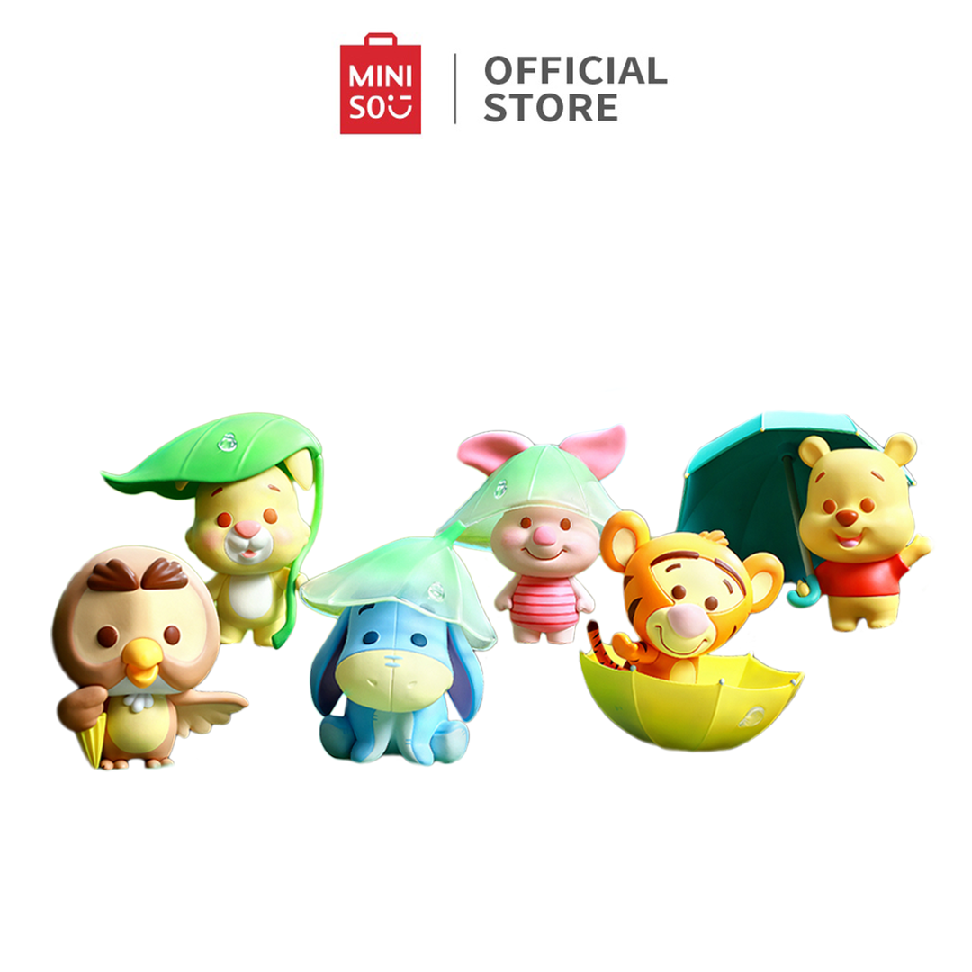 MINISO กล่องลุ้นฟิกเกอร์ WinniethePooh Collection Rainy Season Figure