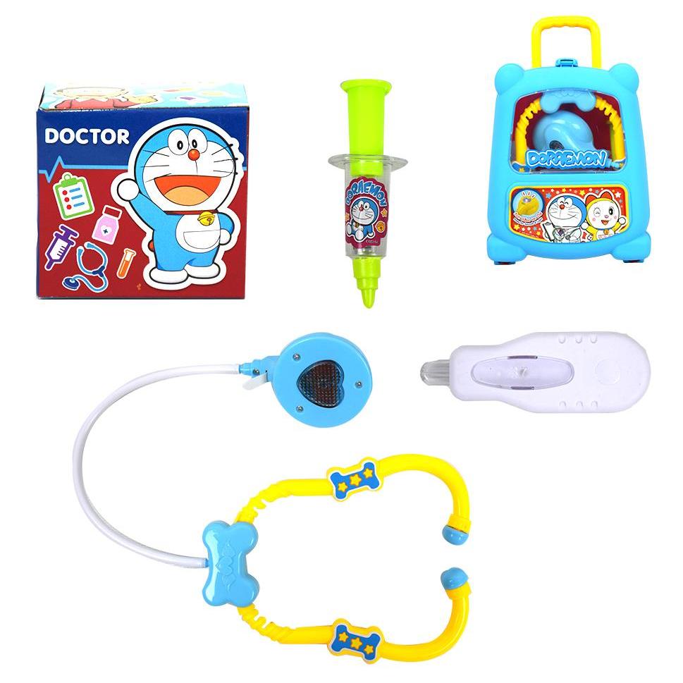 KIDTOYS Doraemon ของเล่นเด็ก ชุดคุณหมอ โดราเอม่อน พร้อมกับอุปกรณ์การเล่น ยาว 14* กว้าง 7* สูง 18 ซม. ลายลิขสิทธิ์แท้ บทบาทสมมุติ