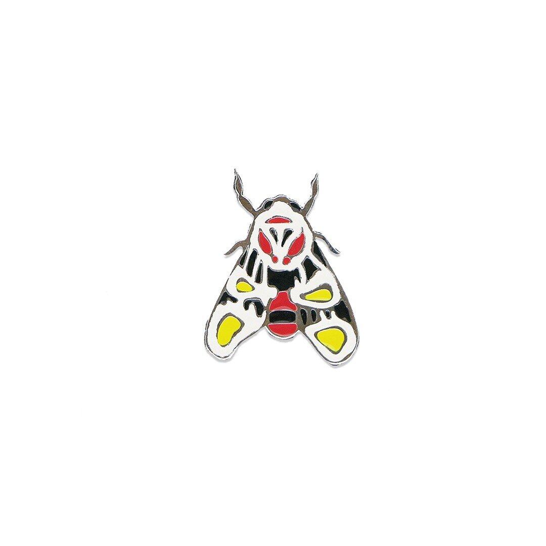 เข็มกลัด Tiger Moth with Clown เข็มกลัดติดเสื้อ Enamel Pin จาก Plant House