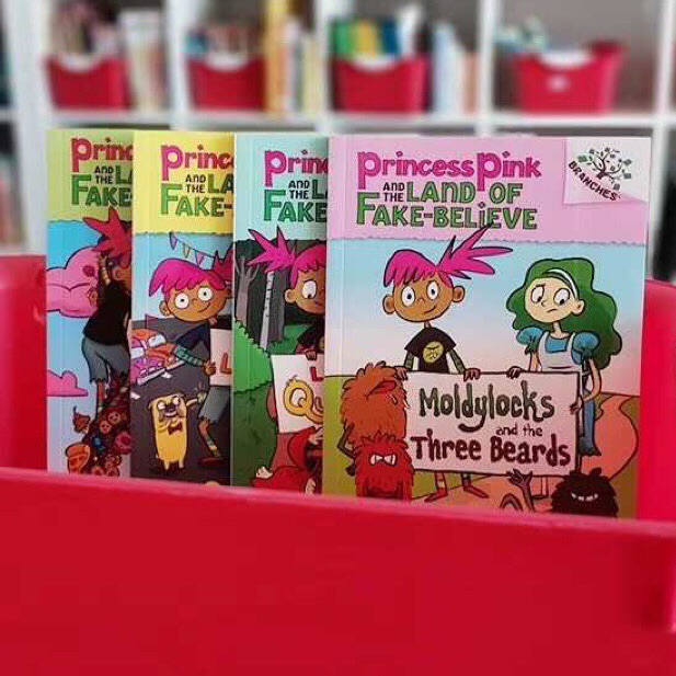 Princess Pink And The Land Of Fake-Believe 4 books by Scholastic English book for kids