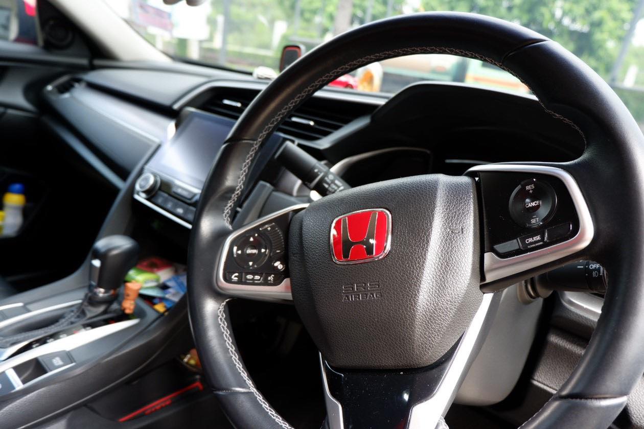 Honda โลโก้พวงมาลัย H แดง Size B ติดพวงมาลัย Honda JAZZ CITY ACCORD CIVIC EK FD FC HR-V สินค้าเกรดดี มีคุณภาพ มีกาว 2หน้า 3M ให้กล่อง