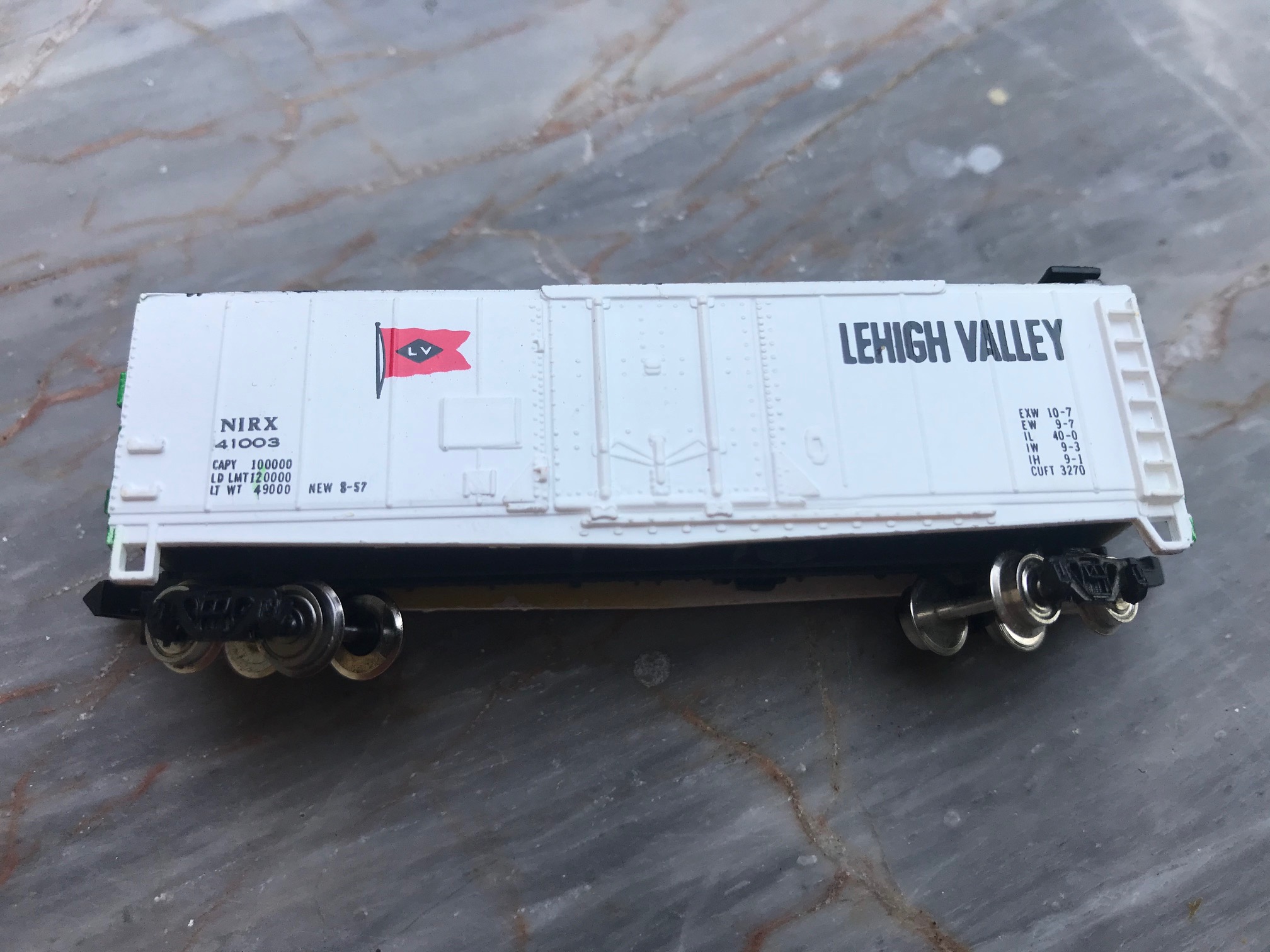 Preowned N Scale Bachmann White Freight wagons.