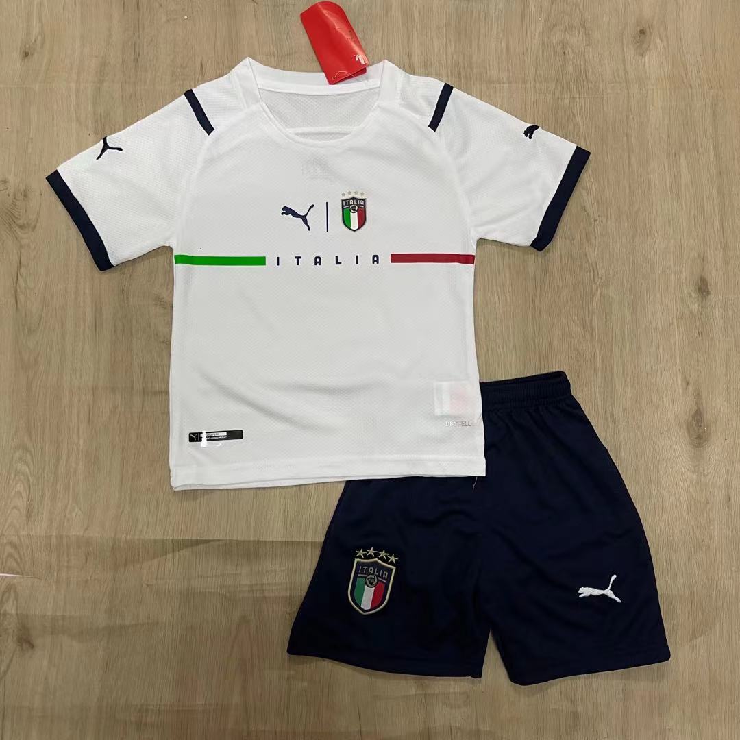 เสื้อฟุตบอลอิตาลี 2021-22 (เสื้อ + กางเกง) ชุดฟุตบอลเด็กสินค้าเกรด AAA ผ้านุ่มใส่สบายรับประกันคุณภาพ