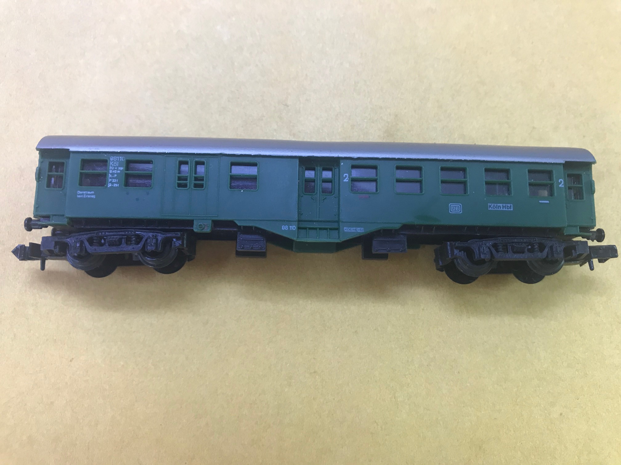 Preowned N Scale Lima Europa Series Passenger Cars