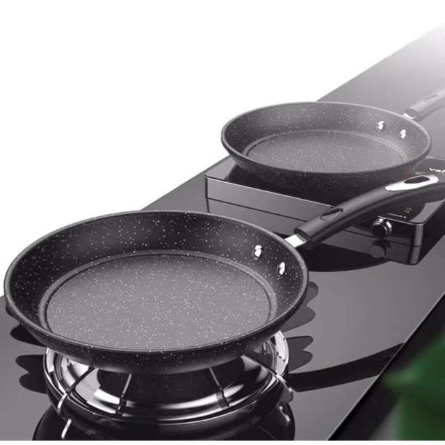 กระทะเคลือบหินอ่อน  กระทะ ขนาด 26cm จากเกาหลี กระทะไม่ใช้น้ำมัน frying pan without row pot household frying pan non-stick smoke pancake pan frying butter gas stove for induction cooker