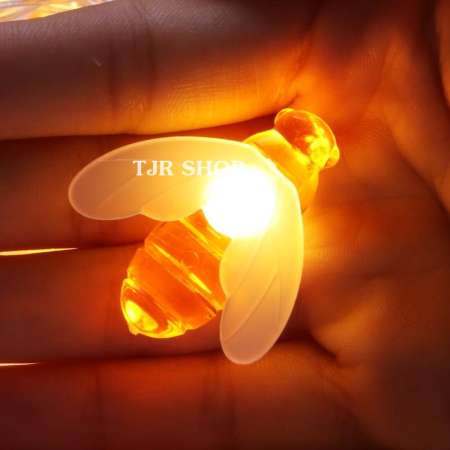 ###ใช้ง่าย สีสันสดใส## TJR ไฟประดับ LED ผึ้งน้อย มหัศจรรย์ 60 ตัว ยาว 6 เมตร ใส่ถ่าน AA x 3 ก้อน (ไม่รวมถ่าน) แสง Warm White ปรับไฟได้ 2 จังหวะ สมจริง กันน้ำ IP65 ติดตั้งได้ทั้ง ภายนอก และ ภายใน สวนหย่อม ระเบียง สนามหญ้า
