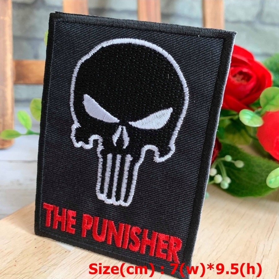 กะโหลก Punisher ตัวรีดติดเสื้อ อาร์มรีด อาร์มปัก ตกแต่งเสื้อผ้า หมวก กระเป๋า แจ๊คเก็ตยีนส์ Dark Embroidered Iron on Patch