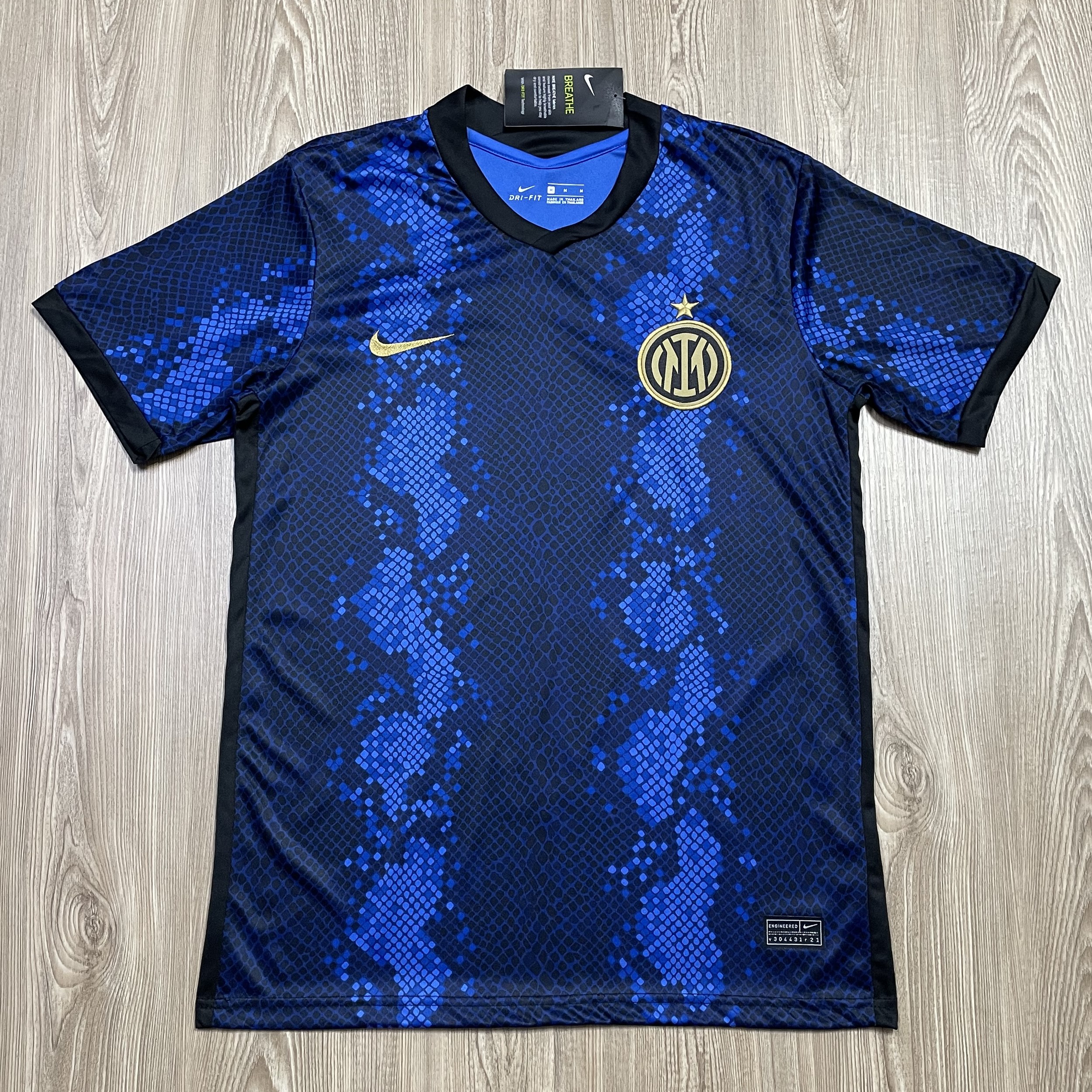 เสื้อสโมสรฟุตบอล ทีม Inter Milan เสื้อบอล เสื้อกีฬา ผ้ายืด ใส่สบาย รับประกันคุณภาพ ผ้าเกรดA