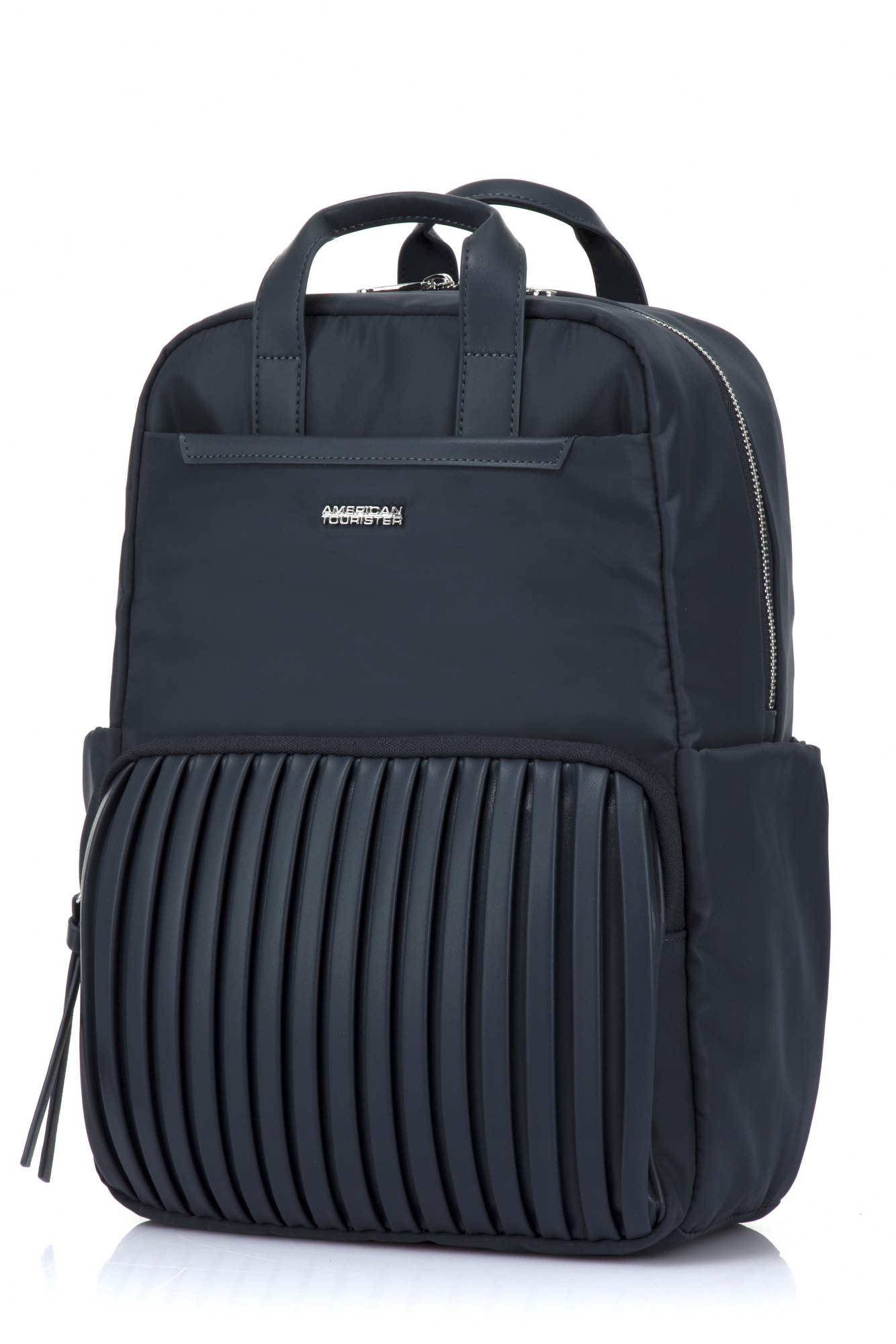 AMERICAN TOURISTER กระเป๋าเป้สะพายหลังใส่โน๊ตบุ๊ค 14 นิ้ว รุ่น PAISLEY