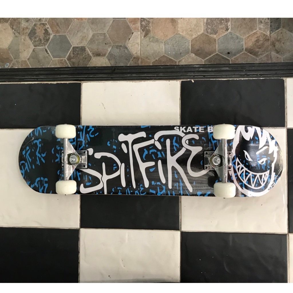 ♣☬๑  Yoyae สเก็ตบอร์ด ลายใหม่ SPITFIRE Skate board