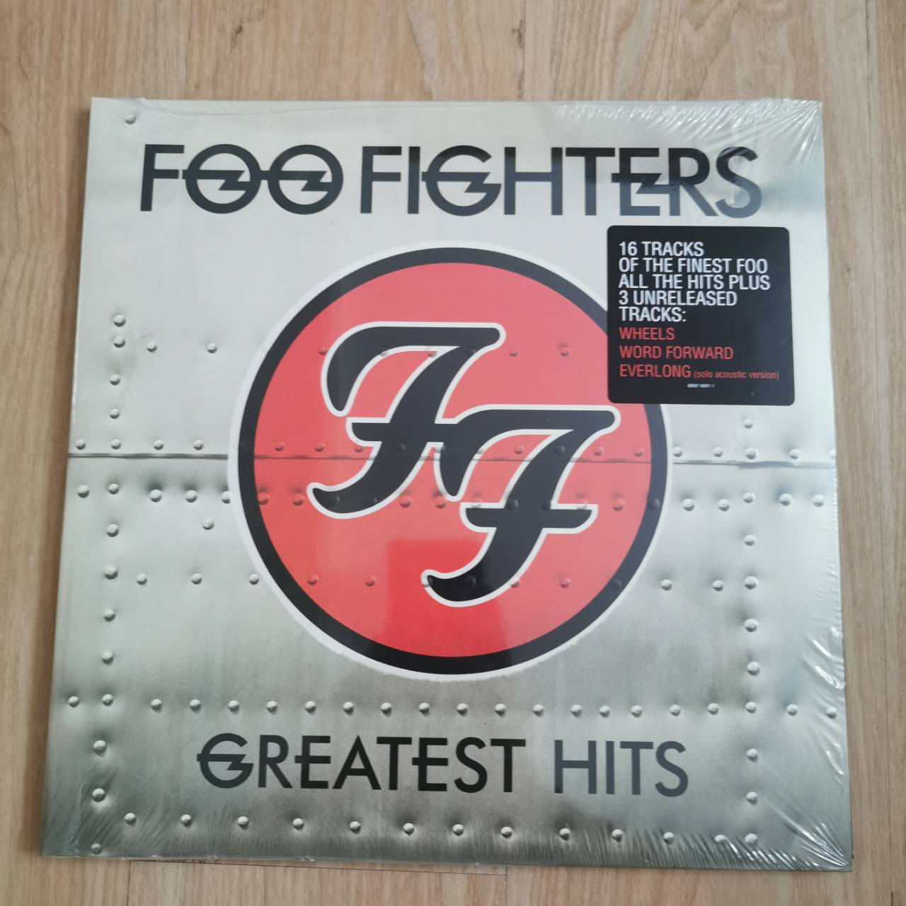 แผ่นเสียง Foo Fighters​ Greatest​ Hits​ 2​lp 16​ tracks  แผ่นเสียงใหม่ ซีล