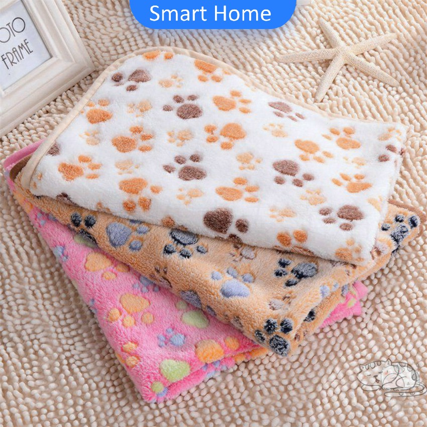 ผ้าห่ม ชนิดผ้ากำมะหยี่ พิมพ์ลายอุ้งเท้าแมวน่ารัก สำหรับสัตว์เลี้ยง Pet blanket [A619]