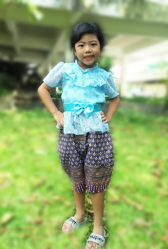 ชุดไทยเด็กอนุบาลน่ารักเสื้อลูกไม้มีโบว์
