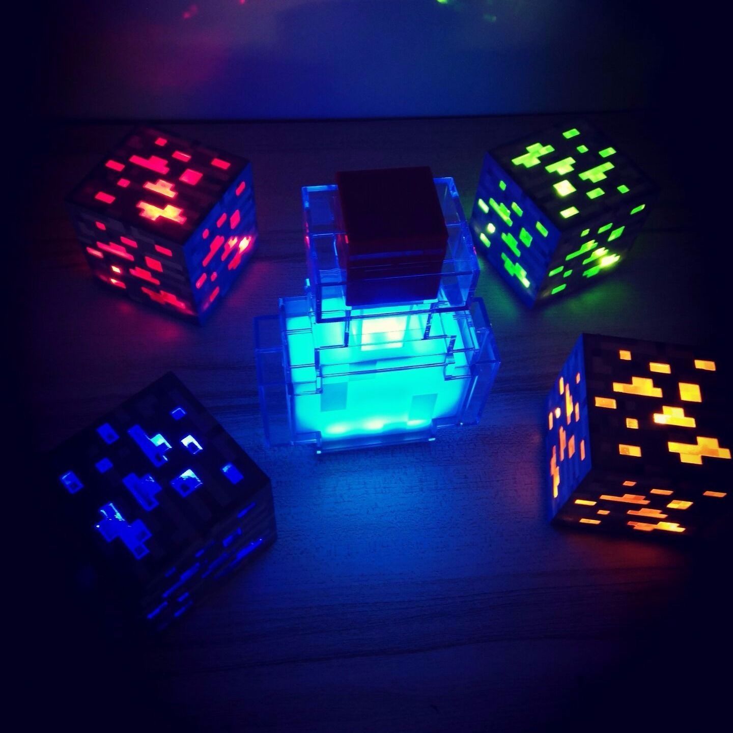 my-world-around-charging-miners-lamp-torch-model-minecraft-childrens