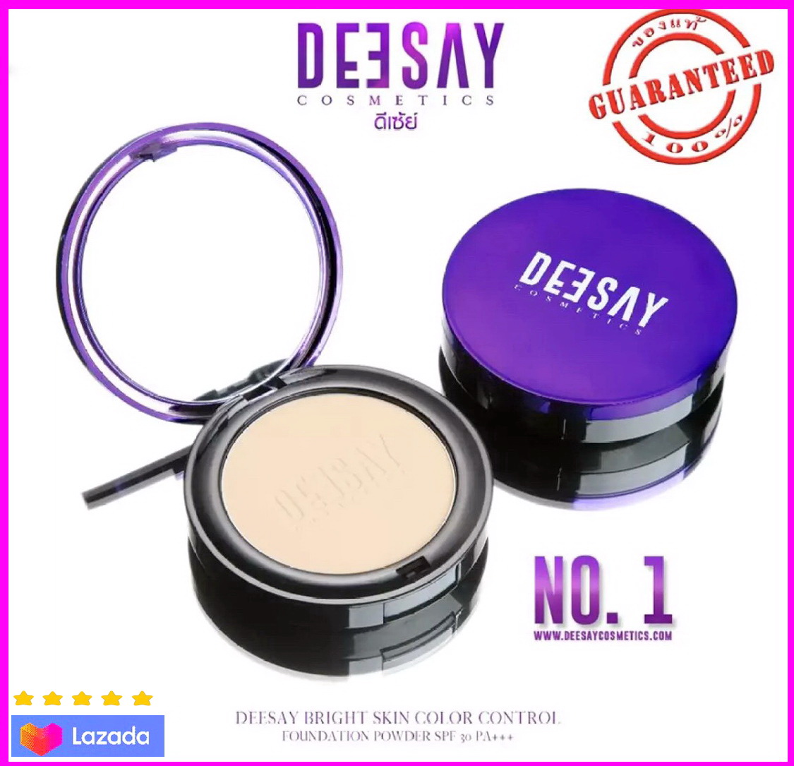 ( จัดส่งฟรี) Deesay Bright Skin Color Control Foundation Powder SPF 30 PA+++ ดีเซย์ แป้งพัฟผสมรองพื้น โดยแก้มบุ๋ม เนื้อเนียน บางเบาแต่ปกปิด ขนาด. 11.5 g # No.01 (จัดส่งฟรี)