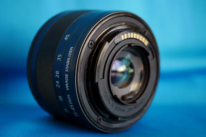ภาพสินค้าCanon EF-M 15-45mm f/3.5-6.3 IS STM Lens ขนาดกะทัดรัด คือเลนส์ซูมมาตรฐานสำหรับกล้องมิเรอร์เลสซีรีย์ EOS M ที่มีประสิทธิภาพครอบคลุมระยะตั้งแต่มุมกว้างไปจนถึงช่วงเทเลโฟโต้ระยะกลาง และมีกำลังในการแยกรายละเอียดที่ยอดเยี่ยม อีกทั้งมีน้ำหนักเบาประมาณ 130 กรัมเท จากร้าน Nick's บน Lazada ภาพที่ 7