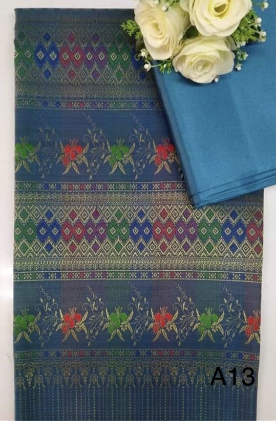 ผ้าไหมตัดชุด Thai silk fabric