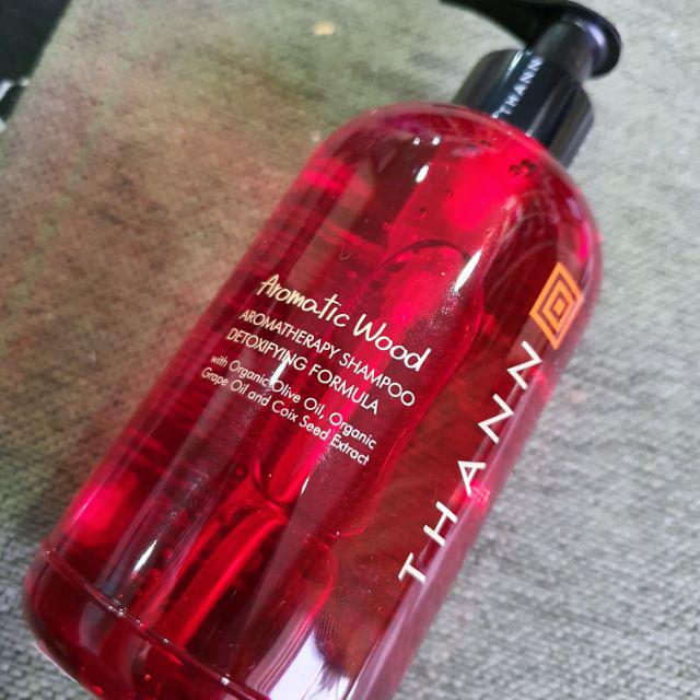 BKG ธัญ THANN Aromatic Wood Aromatherapy Shampoo Conditioner